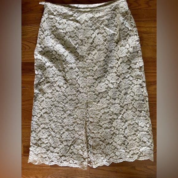 Armand Ventilo Lace Pencil Skirt - Picture 4 of 6